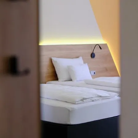 호텔 Kiraly Park 4*