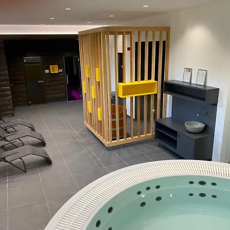 Kiraly Park 호텔 솜버트헤이