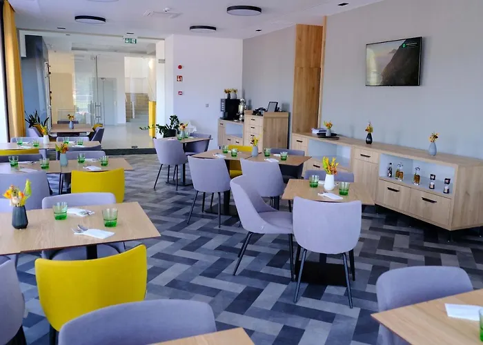 Kiraly Park Hotell 4*