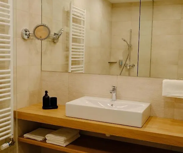 Hotell Kiraly Park